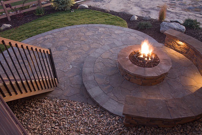 curved patio